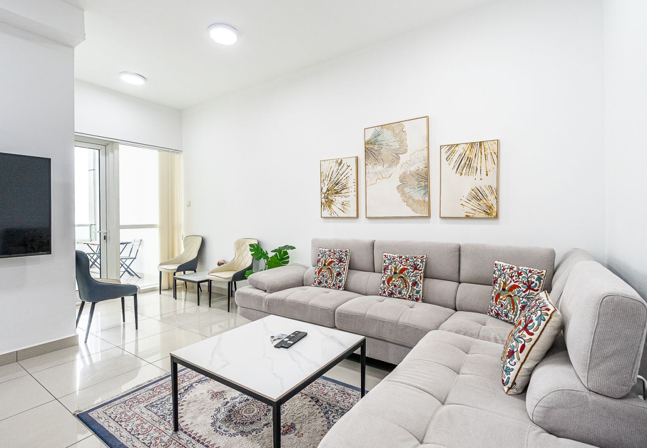 Апартаменты на Dubai - Central Location I 3BDR I Dubai Marina I Close To Metro 