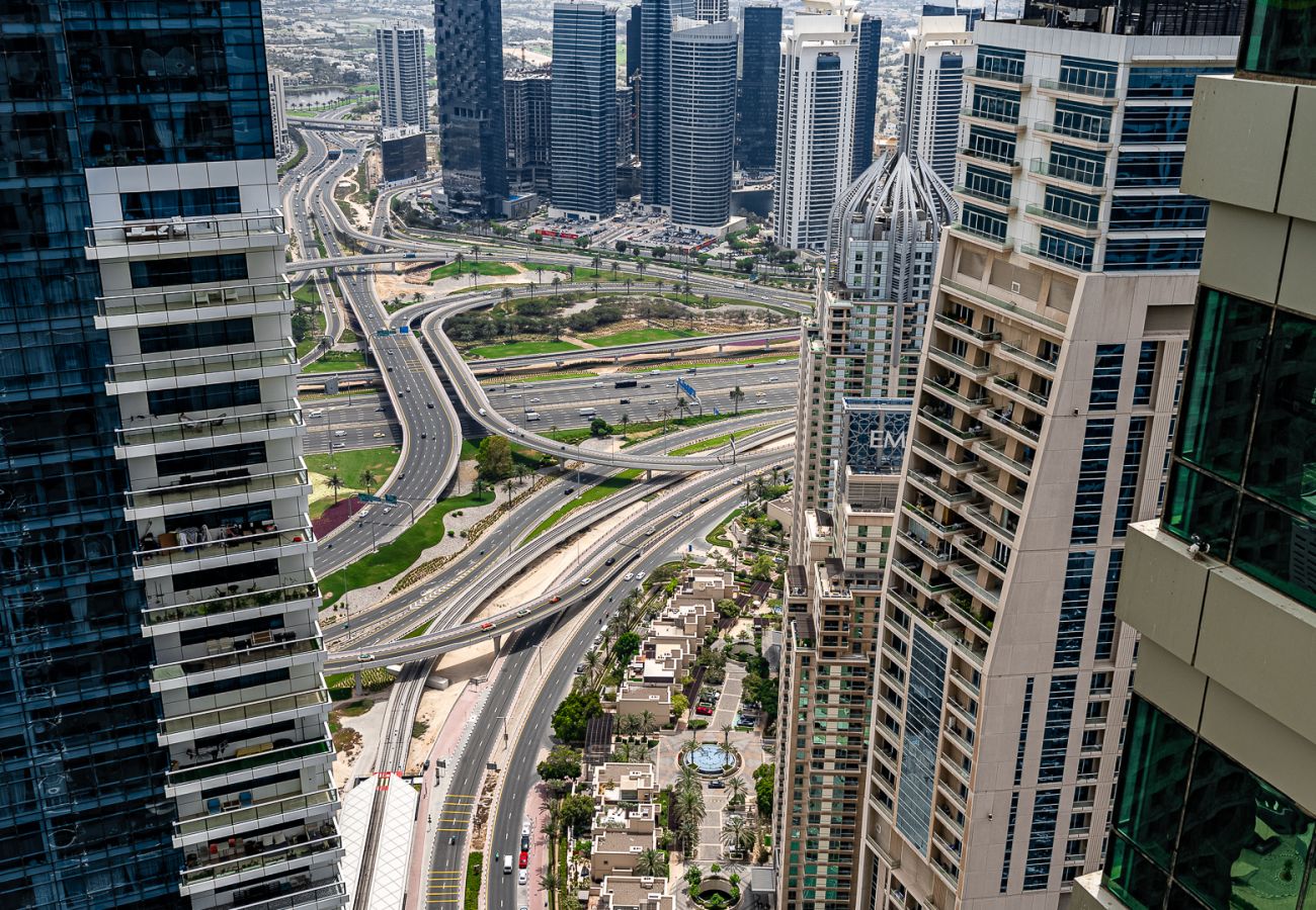 Апартаменты на Dubai - Central Location I 3BDR I Dubai Marina I Close To Metro 