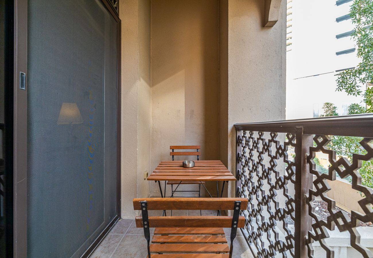 Apartment in Dubai - Beautiful 1 Bedroom Apartment/Close to Dubai Mall