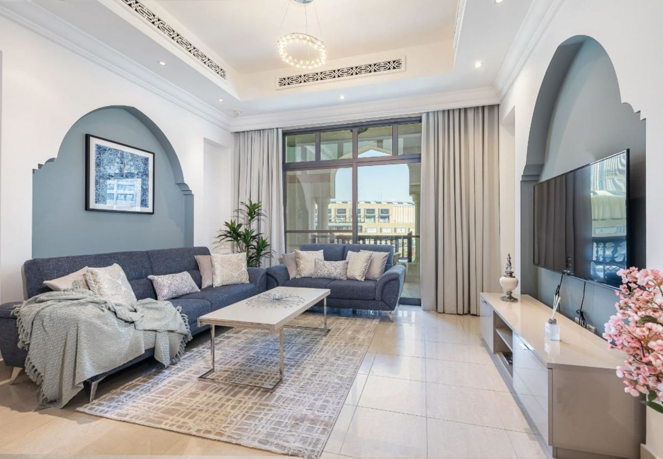 Apartment in Dubai - Modern 1-Bedroom Apartment in Old Town Island, Downtown Dubai