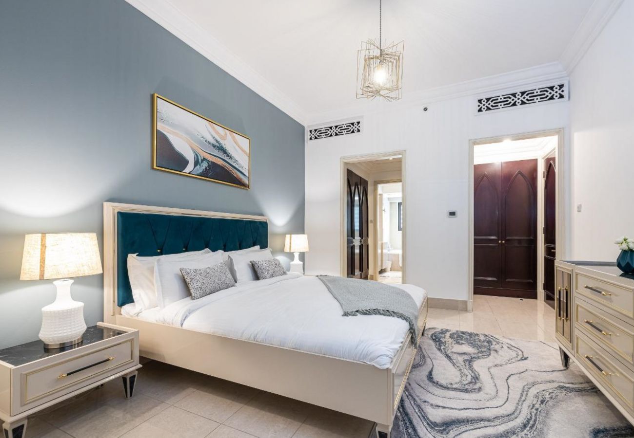Apartment in Dubai - Modern 1-Bedroom Apartment in Old Town Island, Downtown Dubai
