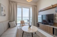 Apartment in Dubai - Newly Furnished 1BDR in Damac Hills 