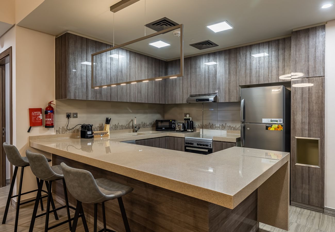 Apartment in Dubai - Comfortable Living I 2-Bedroom Apartment at MBL Residences, JLT