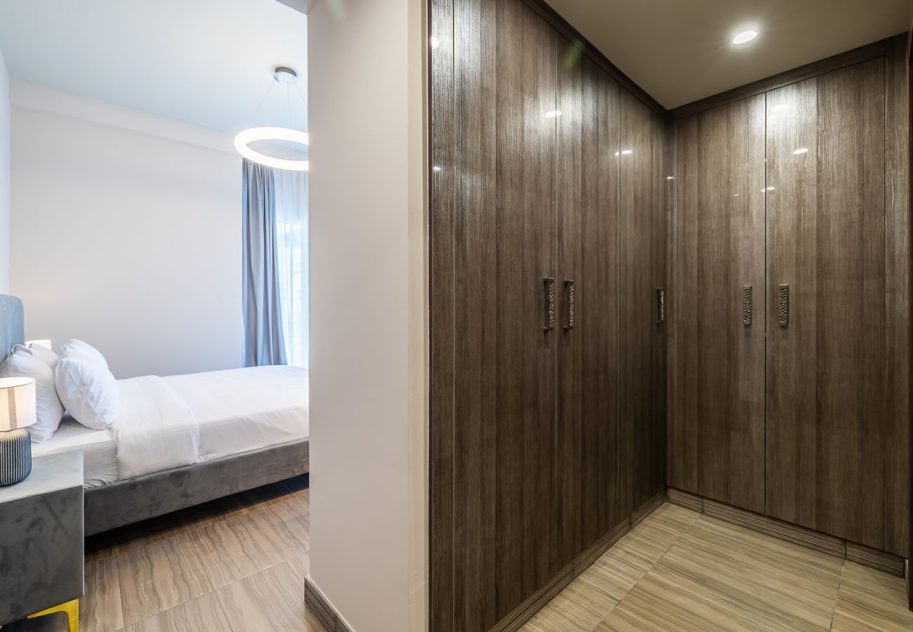 Apartment in Dubai - Comfortable Living I 2-Bedroom Apartment at MBL Residences, JLT