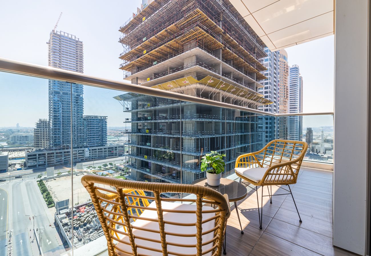 Apartment in Dubai - Comfortable Living I 2-Bedroom Apartment at MBL Residences, JLT