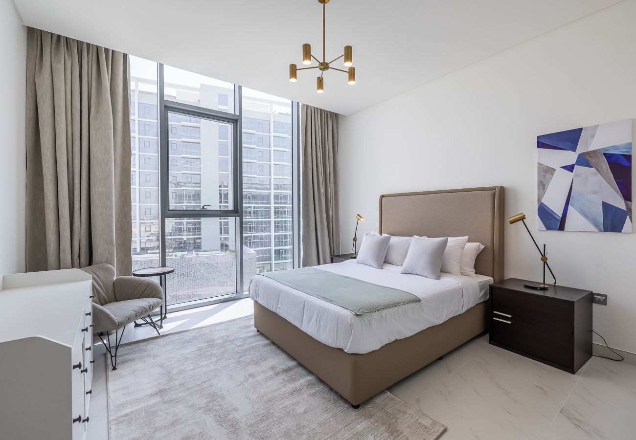 Apartment in Dubai - Modern 1-Bedroom Apartment with Lagoon Views | Residences 15 – District One