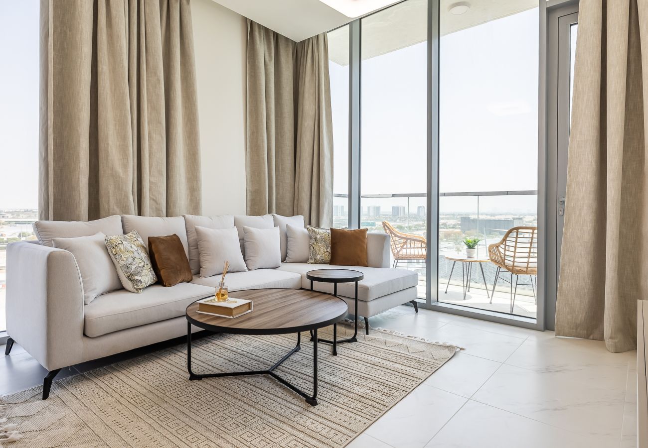 Apartment in Dubai - Modern 1-Bedroom Apartment with Lagoon Views | Residences 15 – District One