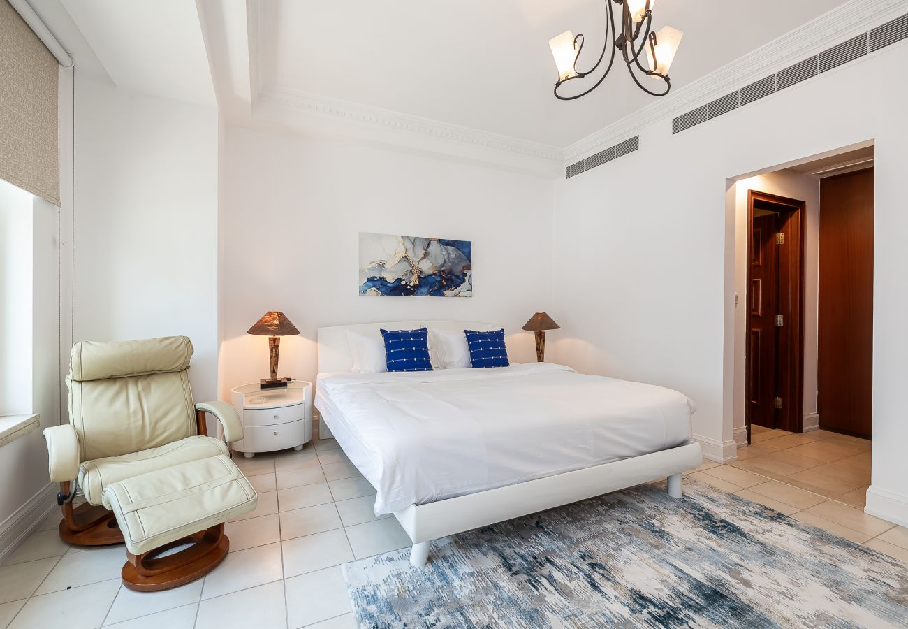 Villa in Dubai - Spacious 5BDR Villa in Dubai Marina I Waterfront 