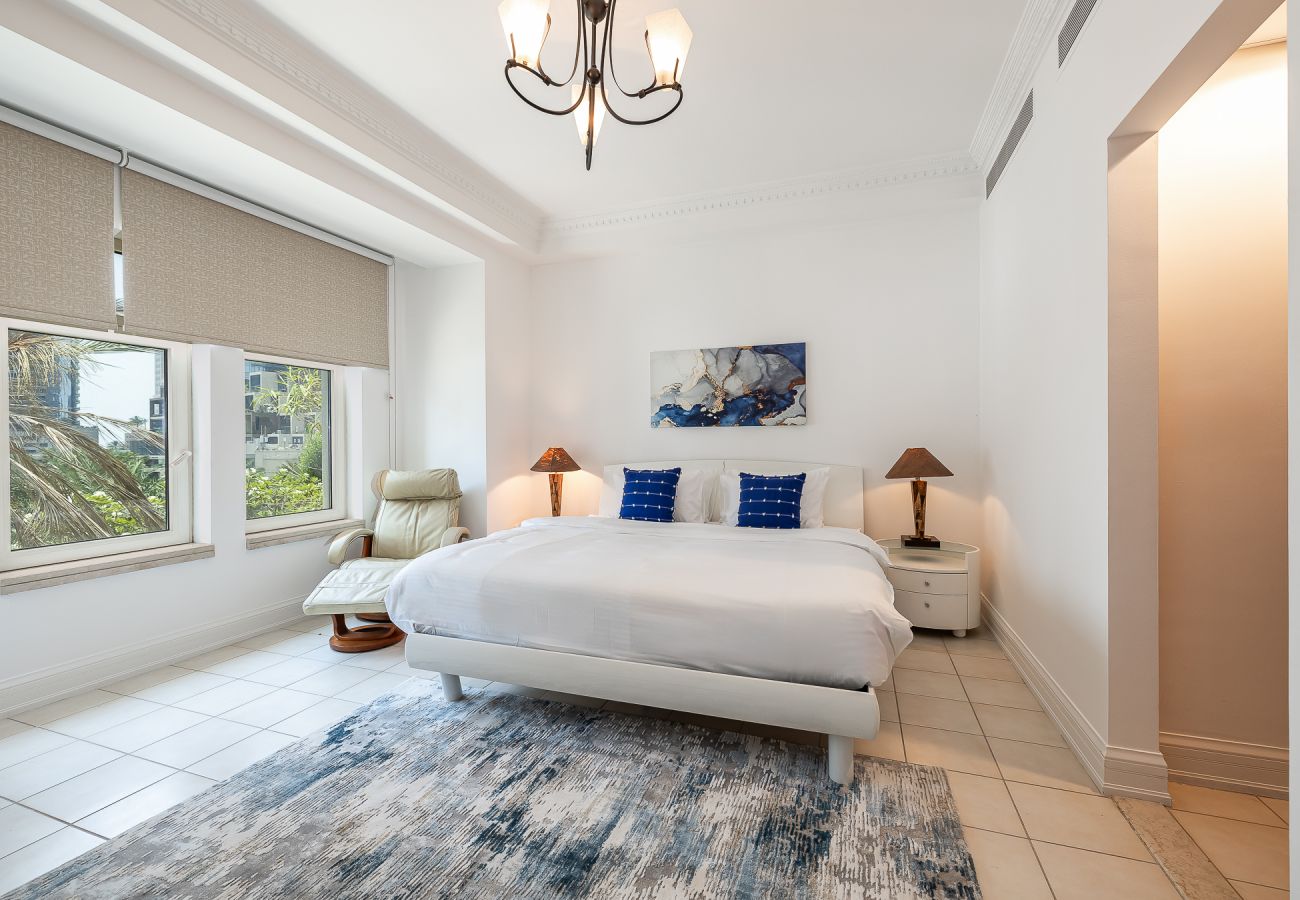 Villa in Dubai - Spacious 5BDR Villa in Dubai Marina I Waterfront 