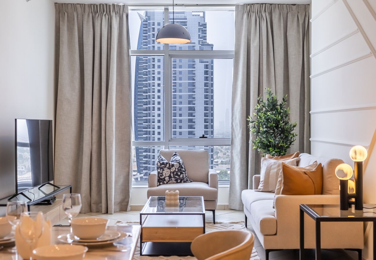 Apartment in Dubai -  Modern 1-Bedroom Apartment in Dubai Marina – Steps from the Metro & JBR Beach