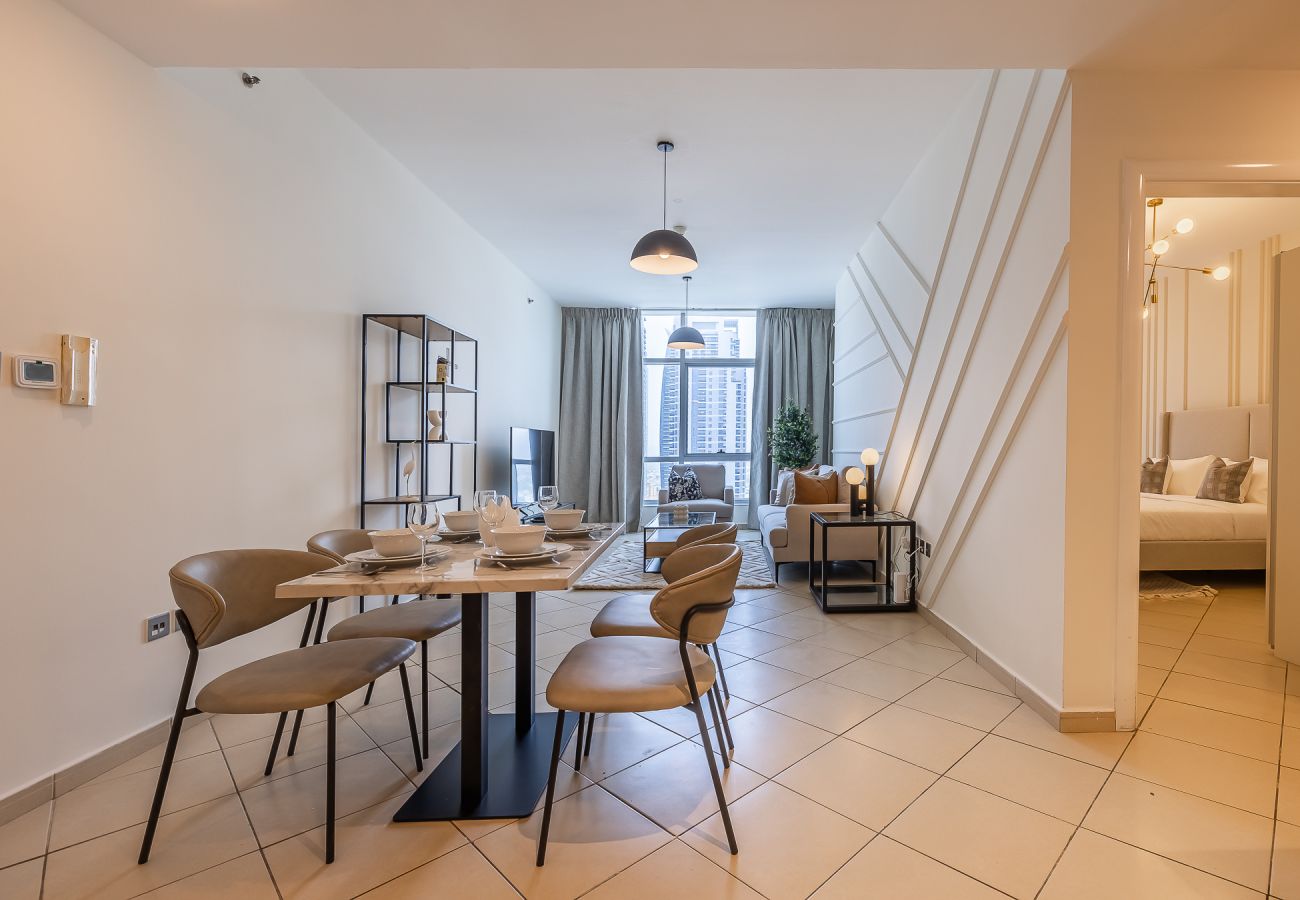 Apartment in Dubai -  Modern 1-Bedroom Apartment in Dubai Marina – Steps from the Metro & JBR Beach