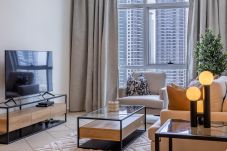 Apartment in Dubai -  1BDR apartment with Dubai Marina view/close to Metro station