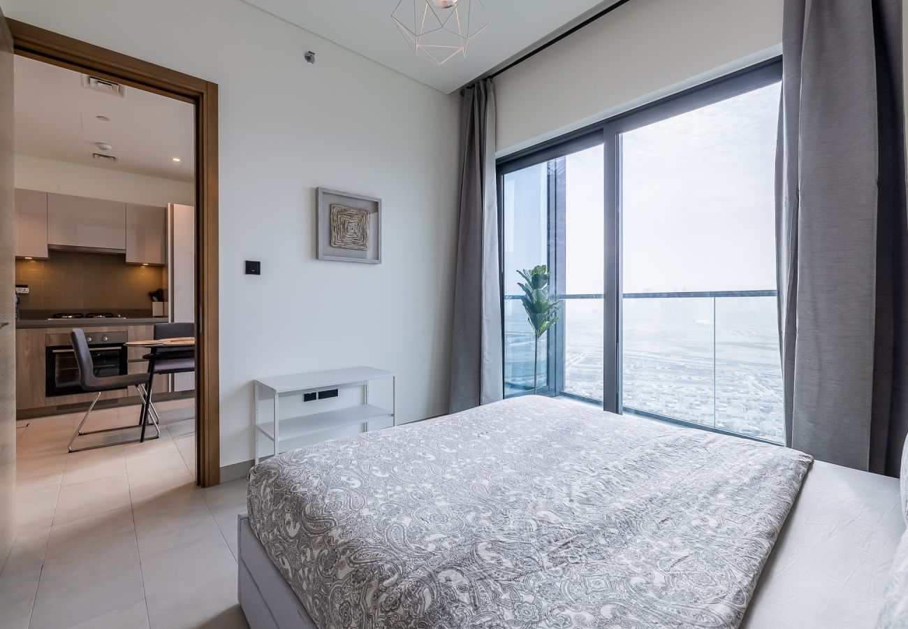 Apartment in Dubai -  Modern 1-Bedroom Apartment with Burj Khalifa Views | Sobha Waves I 3515