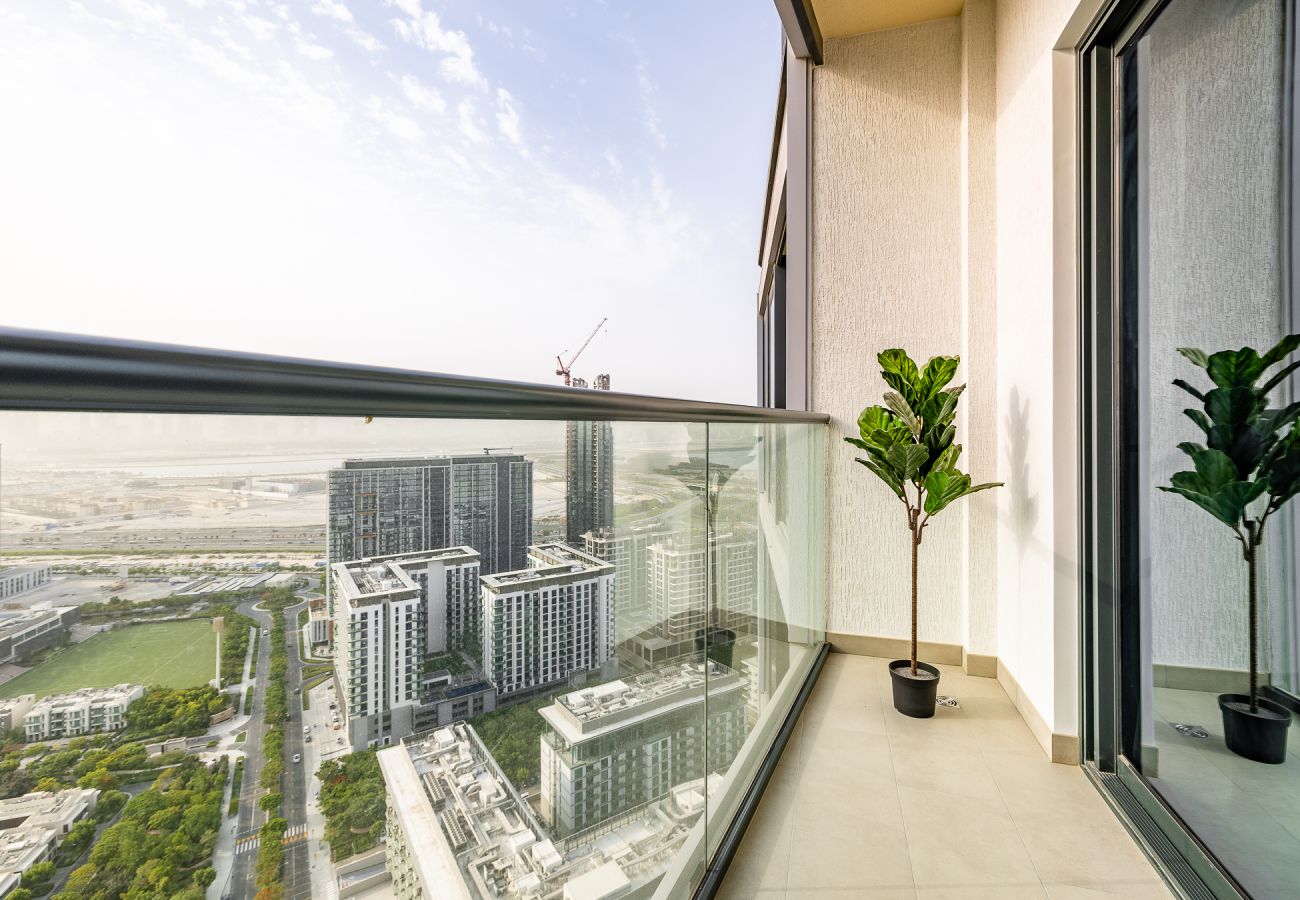 Apartment in Dubai -  Modern 1-Bedroom Apartment with Burj Khalifa Views | Sobha Waves I 3515