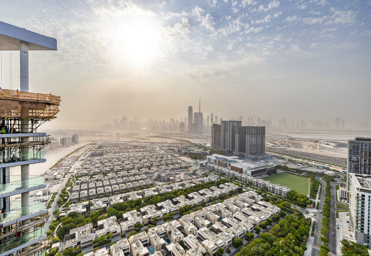 Apartment in Dubai -  Modern 1-Bedroom Apartment with Burj Khalifa Views | Sobha Waves I 3515