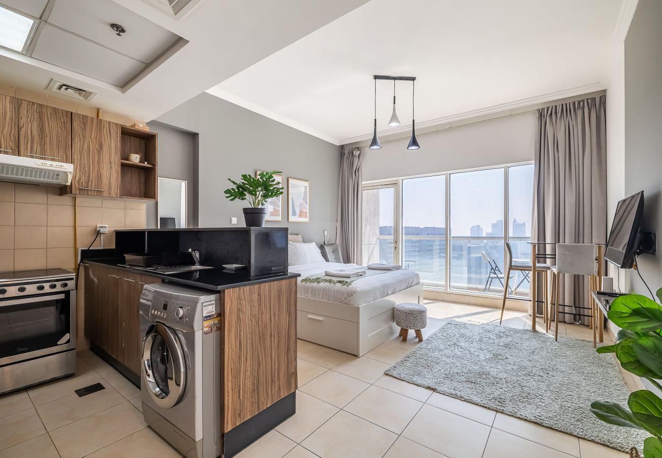 Studio in Dubai - Studio Apartment close to Burj Khalifa