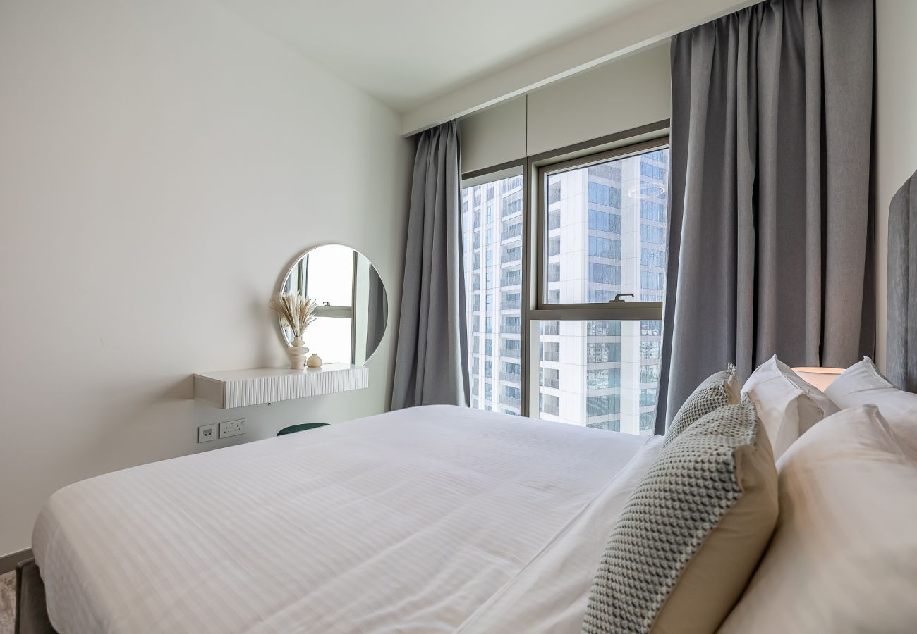 Apartment in Dubai - 3BDR Apartment +  maid room I Burj Khalifa view I Downtown