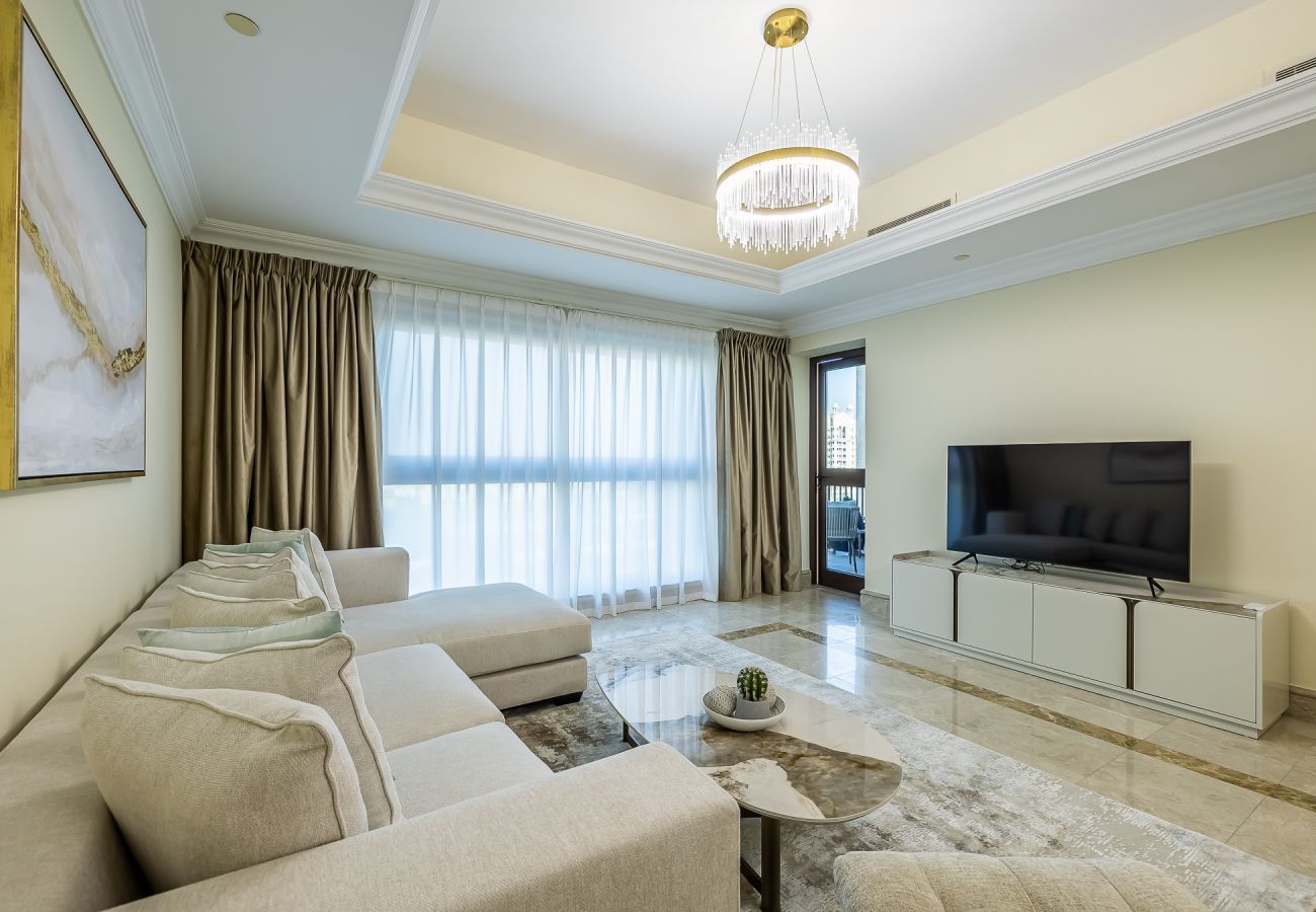 Apartment in Dubai - Elegant 1-Bedroom Apartment in Fairmont Residences South on The Palm