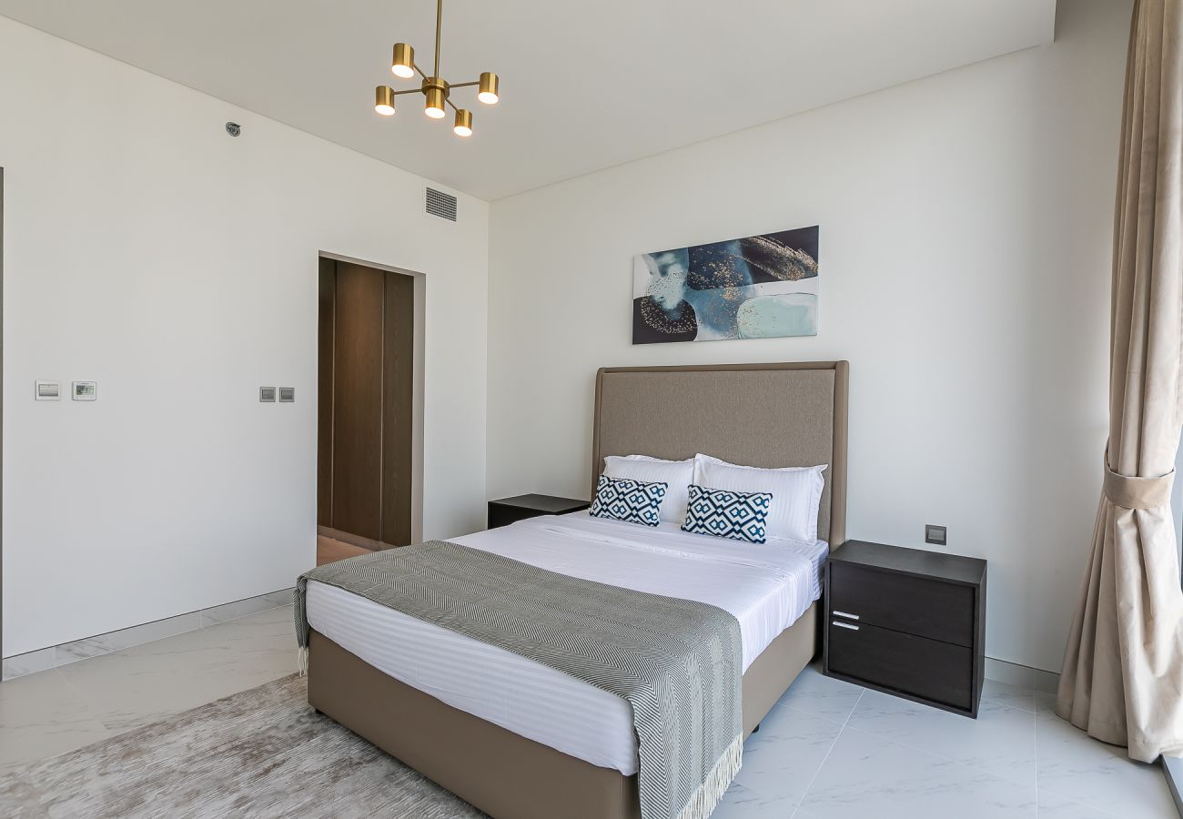 Apartment in Dubai - Lagoon-Facing 1BR Apartment | Residences 14, District One