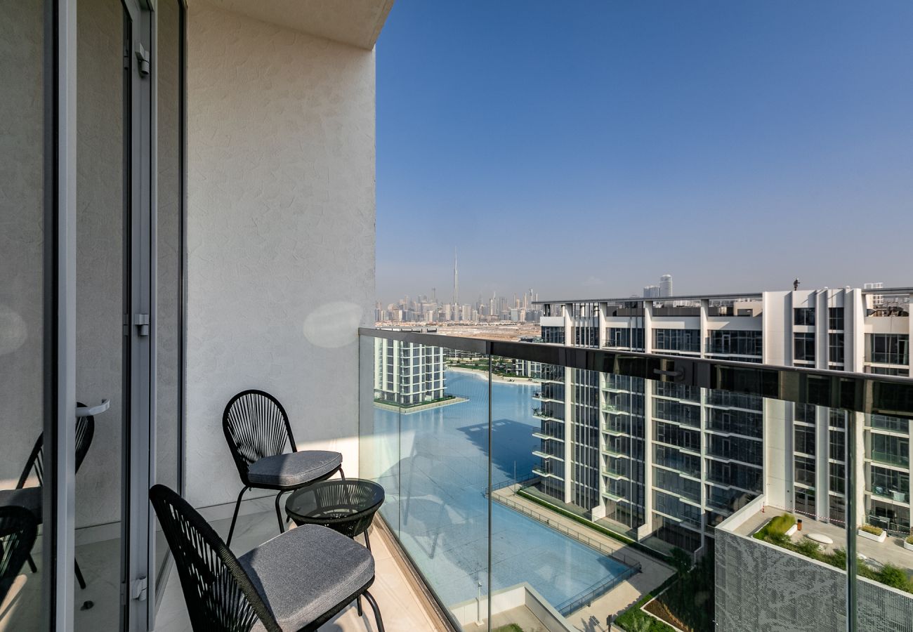 Apartment in Dubai - Lagoon-Facing 1BR Apartment | Residences 14, District One