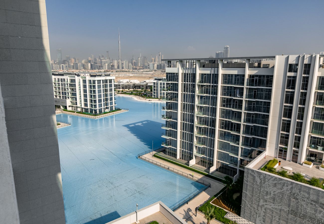 Apartment in Dubai - Lagoon-Facing 1BR Apartment | Residences 14, District One