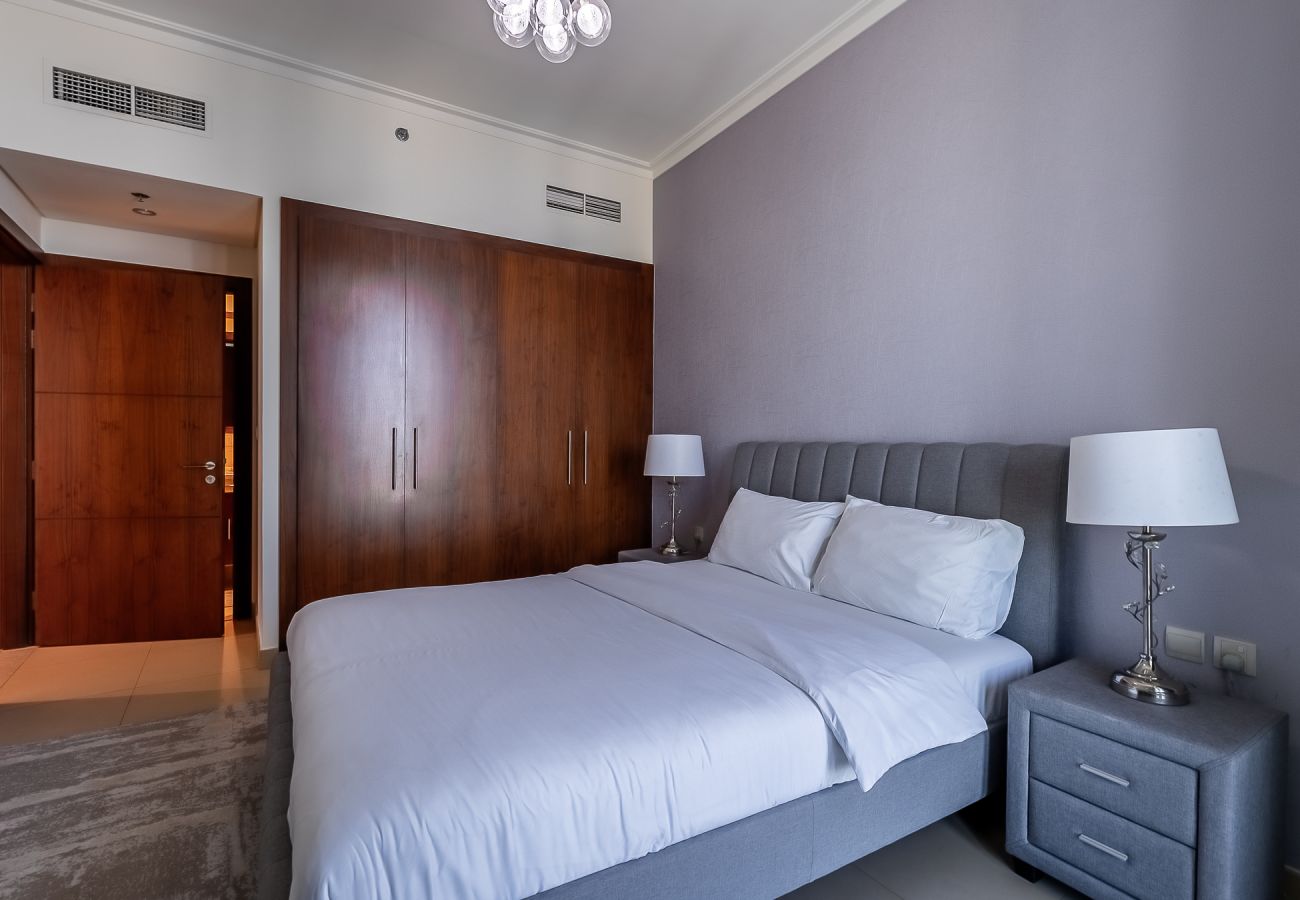 Apartment in Dubai - 2BDR apartment near Burj Khalifa I Downtown Dubai