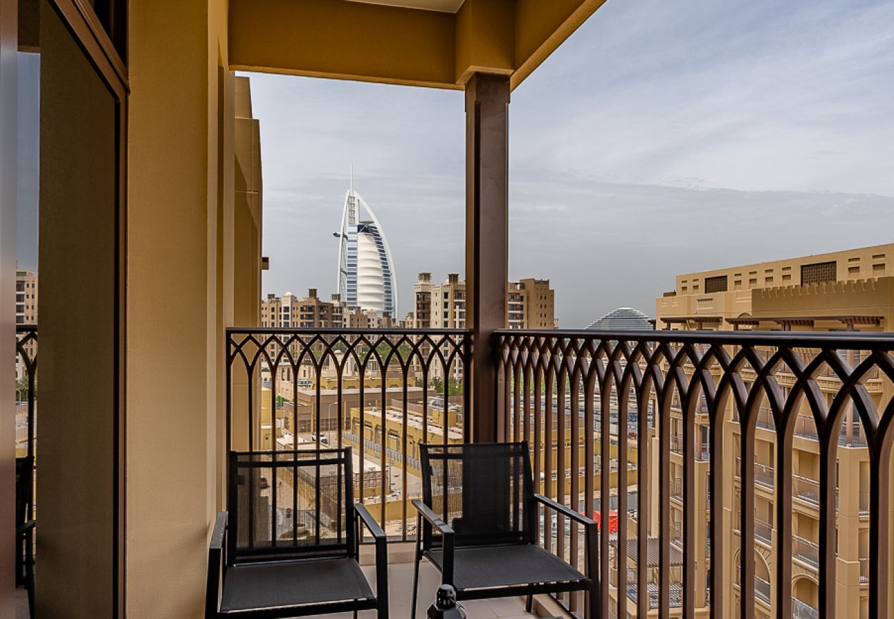 Apartment in Dubai - Spacious 1- Bedroom apartment in Madinat Jumeirah Living I Beachside Bliss