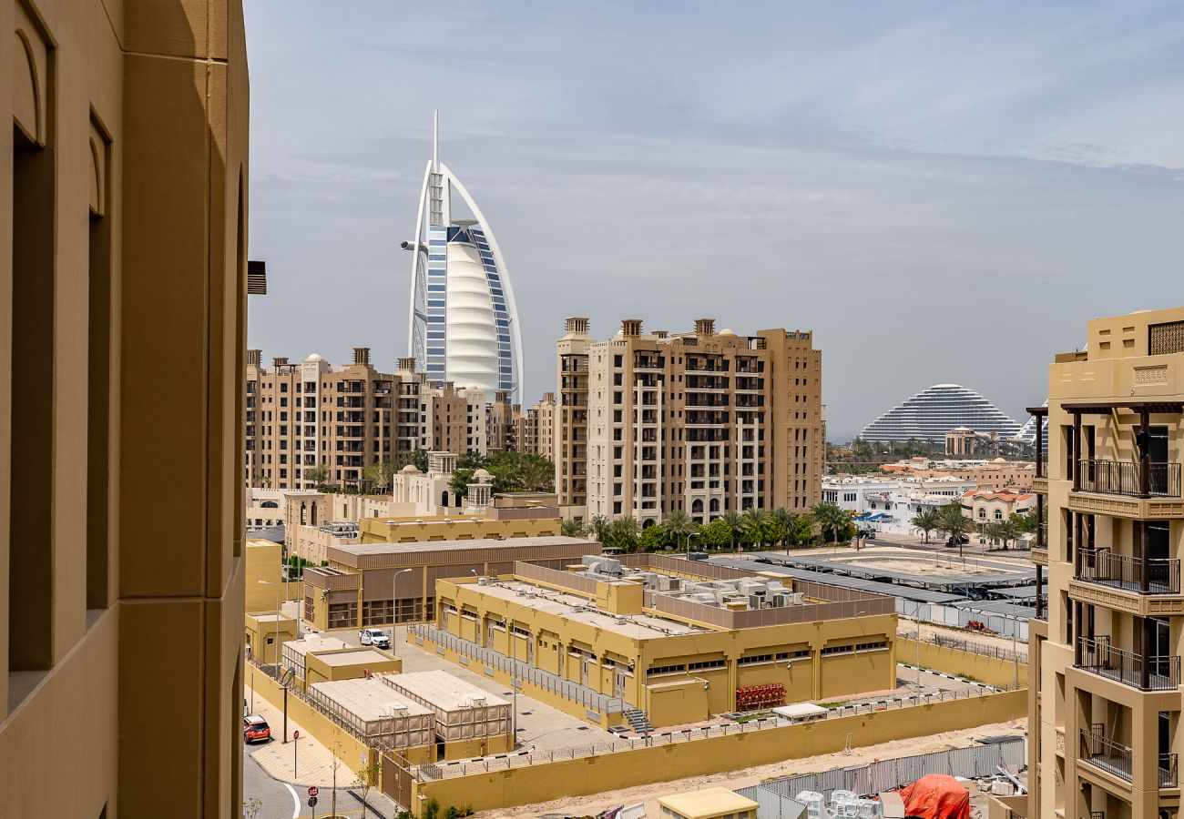 Apartment in Dubai - Spacious 1- Bedroom apartment in Madinat Jumeirah Living I Beachside Bliss