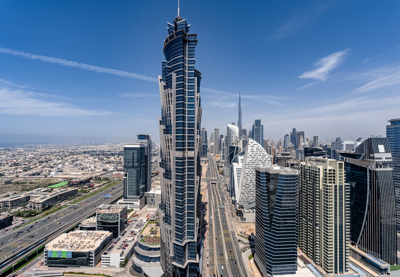 Apartment in Dubai - Elegant 3-Bedroom Apartment with Maid’s Room in Noora Tower – Al Habtoor City