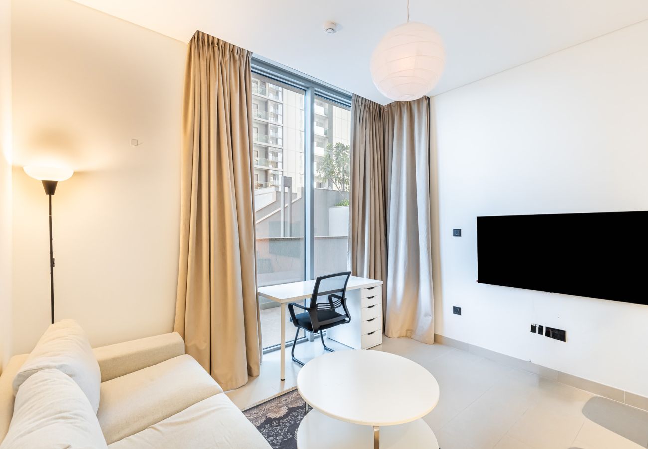Apartment in Dubai - Modern 1BDR Apartment in Creek Vistas / Close to Downtown 