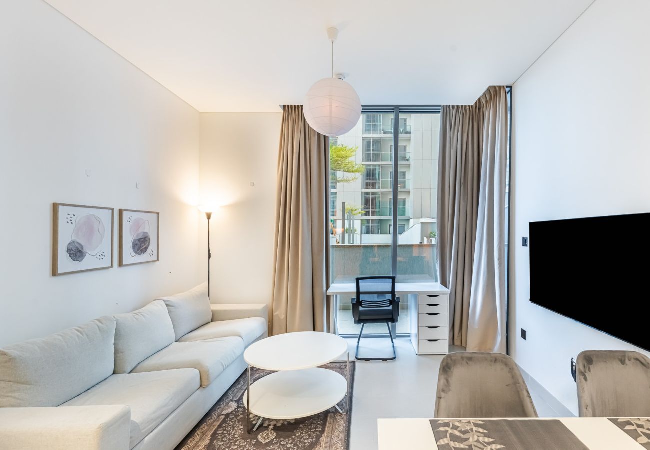 Apartment in Dubai - Modern 1BDR Apartment in Creek Vistas / Close to Downtown 