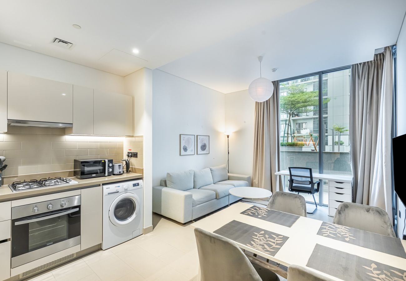 Apartment in Dubai - Modern 1BDR Apartment in Creek Vistas / Close to Downtown 