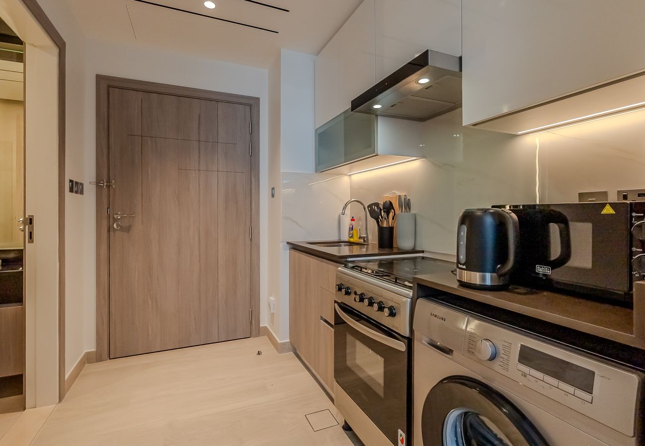 Apartment in Dubai - Bright & Stylish Studio in JLT – Medore Tower