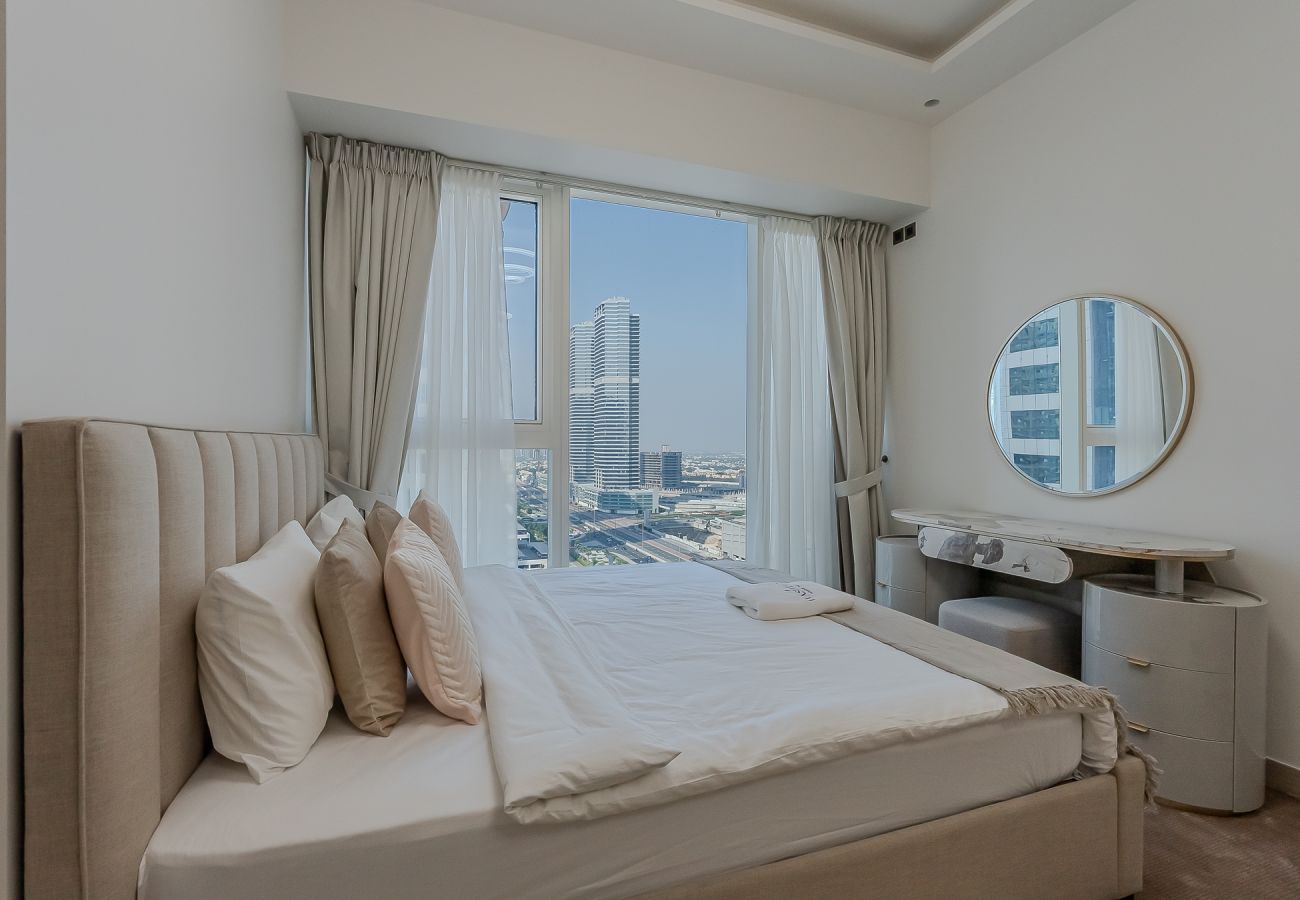 Apartment in Dubai - Bright & Stylish Studio in JLT – Medore Tower