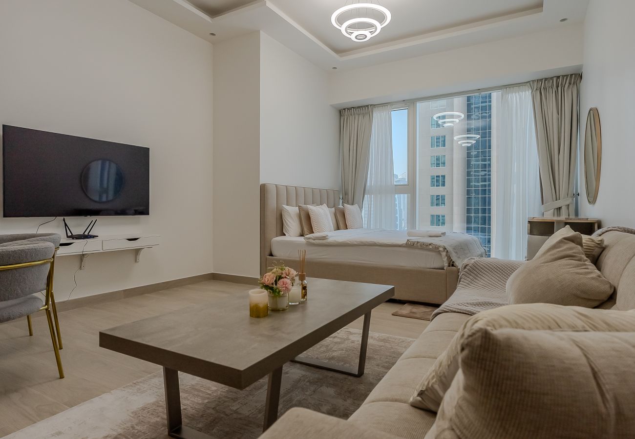Apartment in Dubai - Bright & Stylish Studio in JLT – Medore Tower