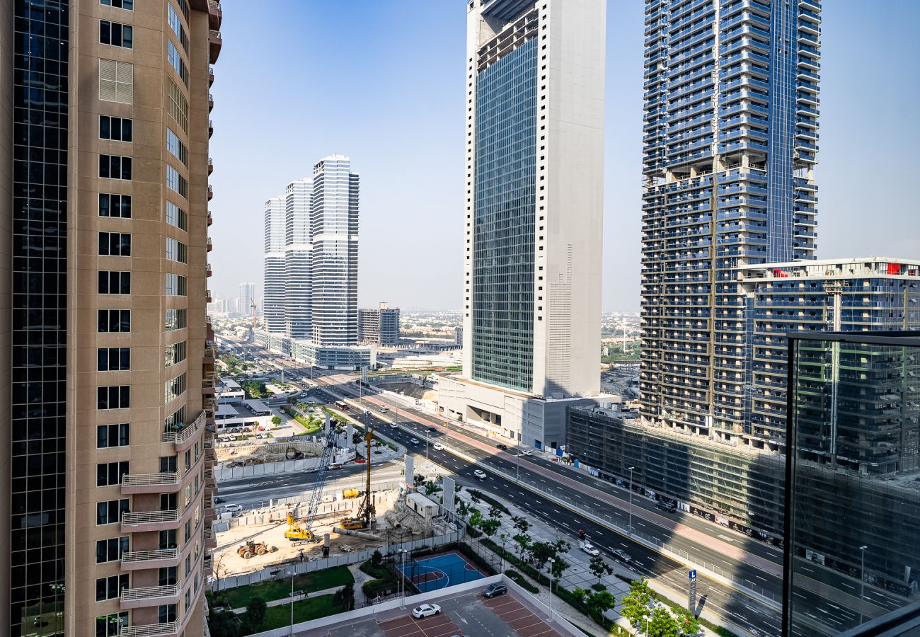 Apartment in Dubai - Bright & Stylish Studio in JLT – Medore Tower