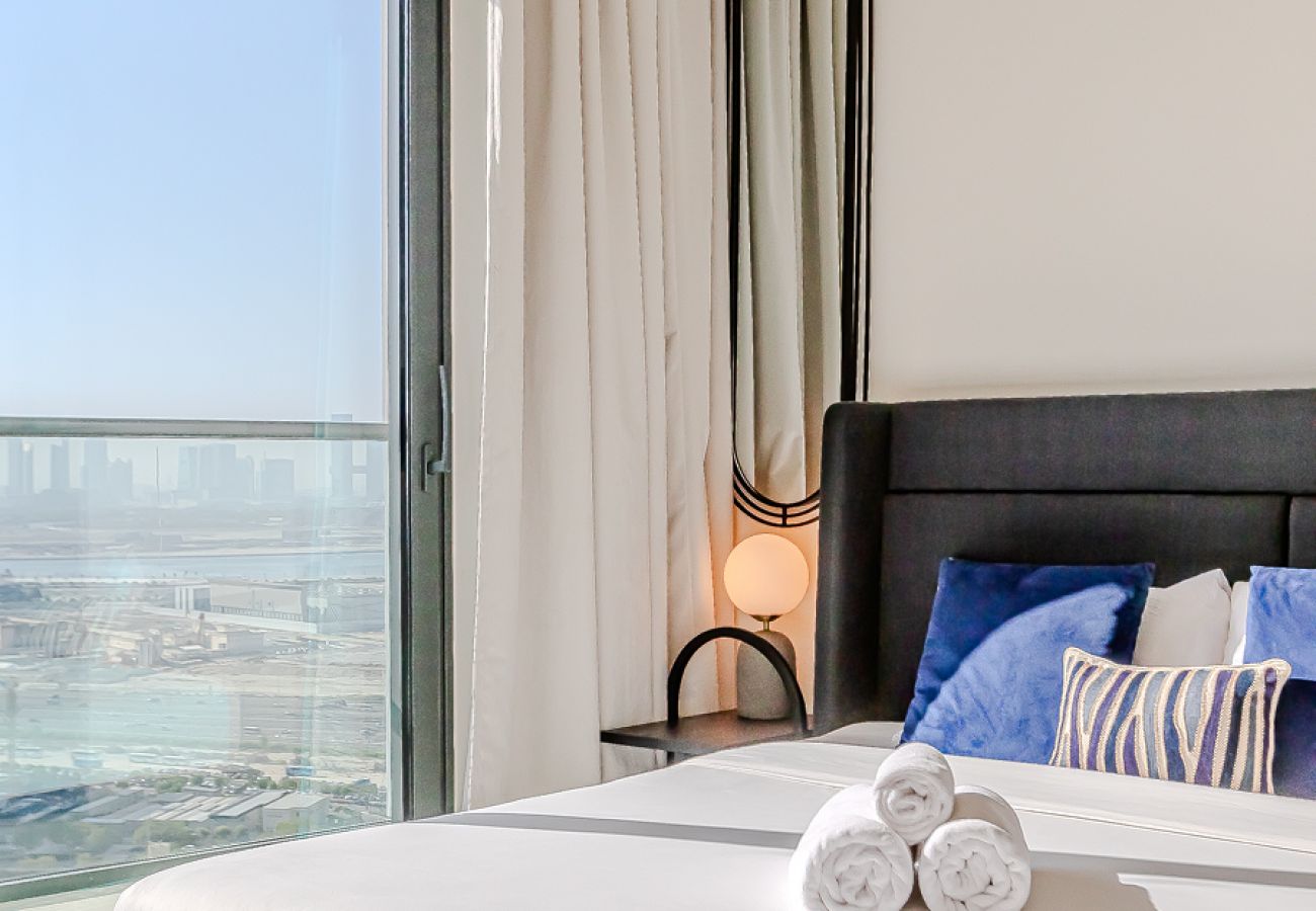 Apartment in Dubai - Exquisite 1BDR apartment with Burj Khalifa View 