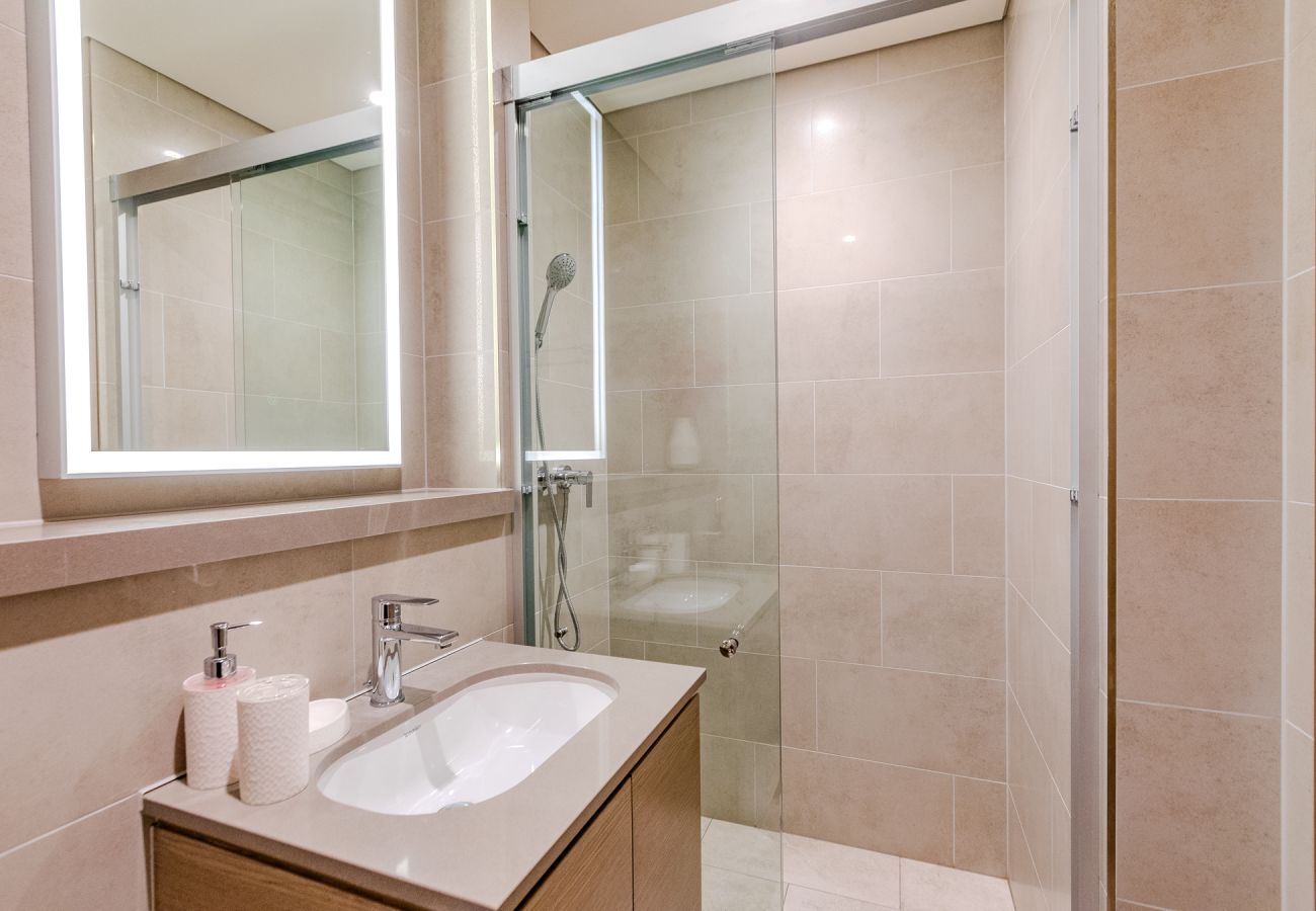 Apartment in Dubai - Exquisite 1BDR apartment with Burj Khalifa View 