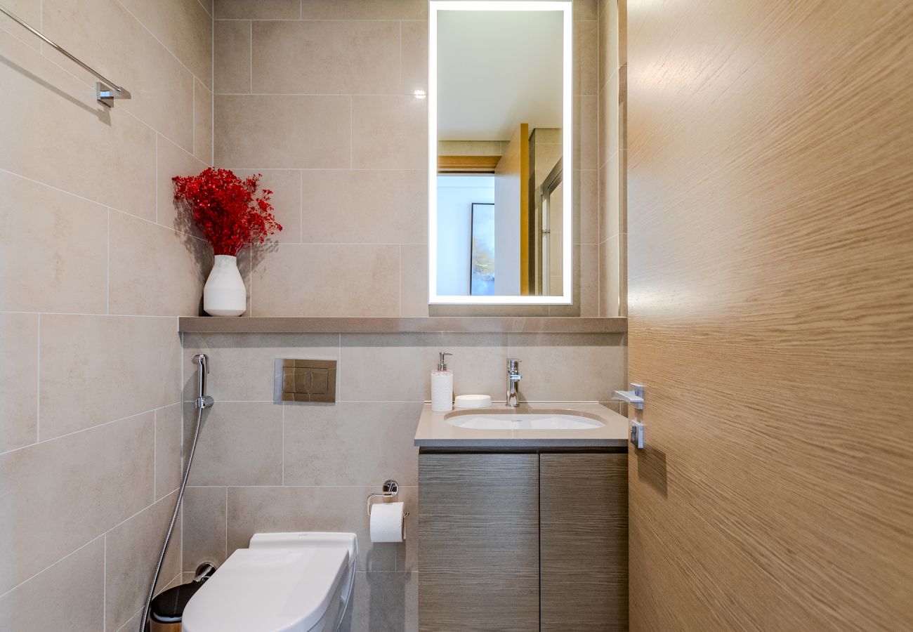 Apartment in Dubai - Exquisite 1BDR apartment with Burj Khalifa View 