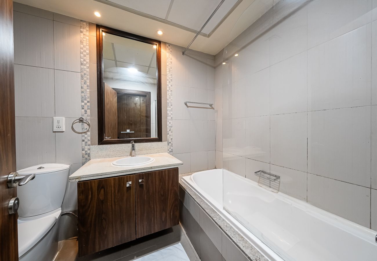 Apartment in Dubai - Stylish 1BDR in Bussiness Bay