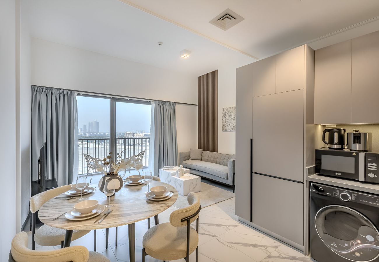 Apartment in Dubai - Elegant 1-BDR Apartment in MBR City I District