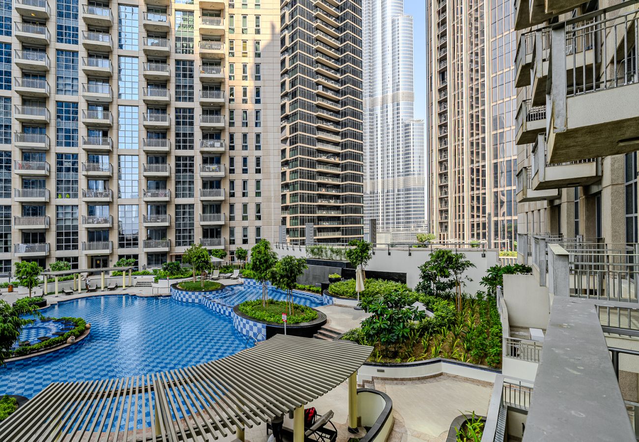 Apartment in Dubai - Spacious 1BDR Apartment with partial Burj Khalifa view