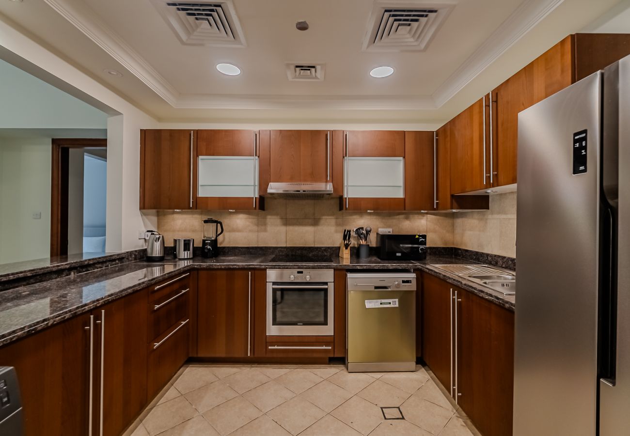 Apartment in Dubai - Apartment with Palm Jumeirah view I Golden Mile 