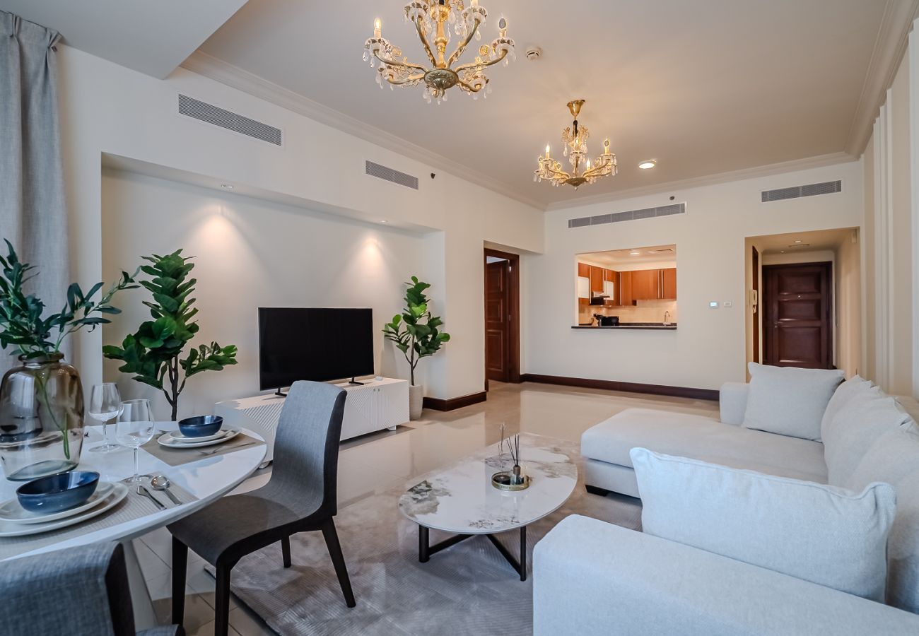 Apartment in Dubai - Apartment with Palm Jumeirah view I Golden Mile 