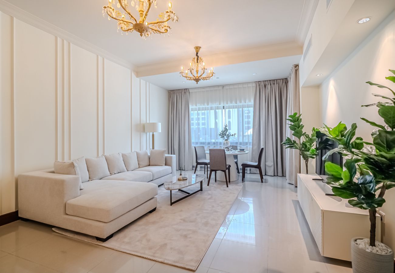 Apartment in Dubai - Apartment with Palm Jumeirah view I Golden Mile 