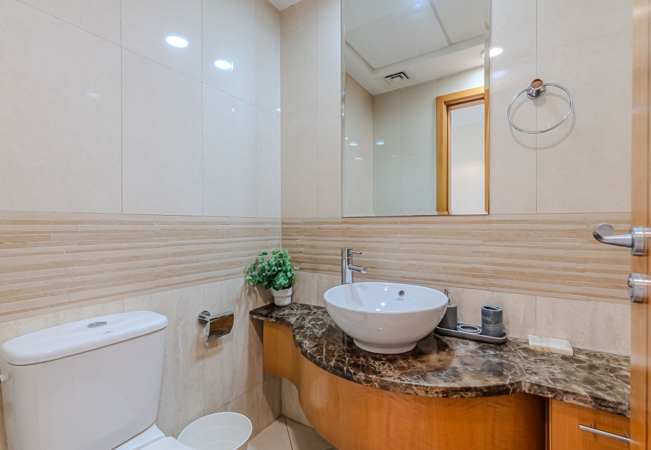 Apartment in Dubai - Spacious 3BDR Apartment in Marina with Office