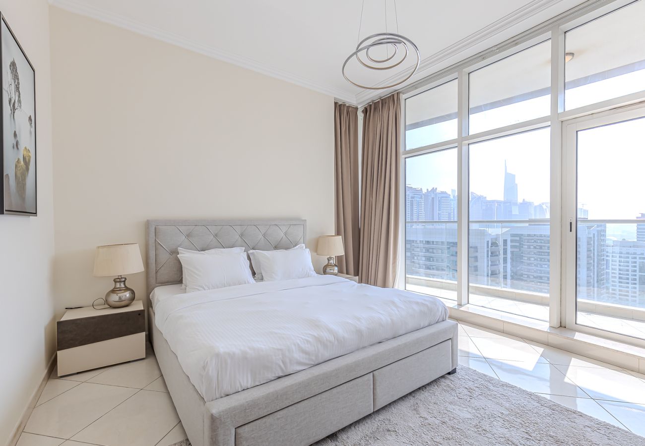Apartment in Dubai - Spacious 3BDR Apartment in Marina with Office