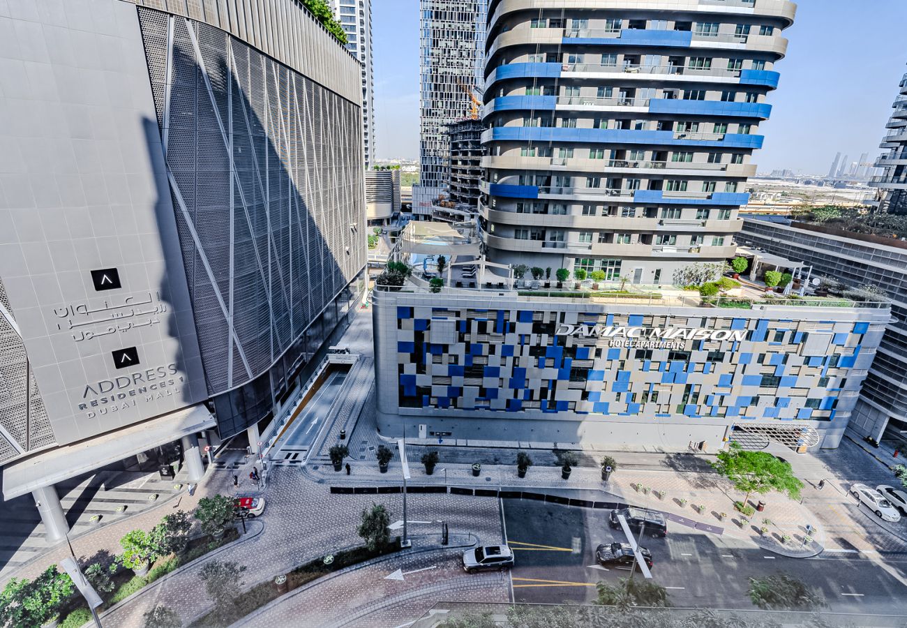 Apartment in Dubai - Bright & Stylish Studio Apartment in the Heart of Downtown Dubai