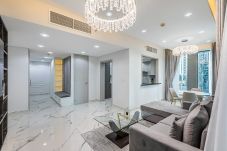 Apartment in Dubai - Renovated 2 BDR apartment in Downtown Dubai