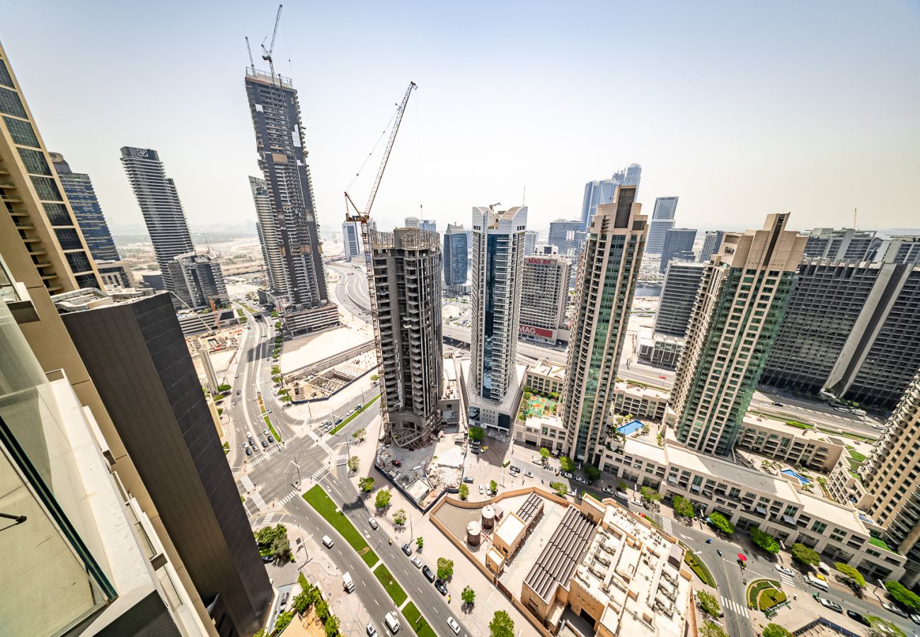 Apartment in Dubai - Skyline retreat 1BHK walking distance to Dubai Mall